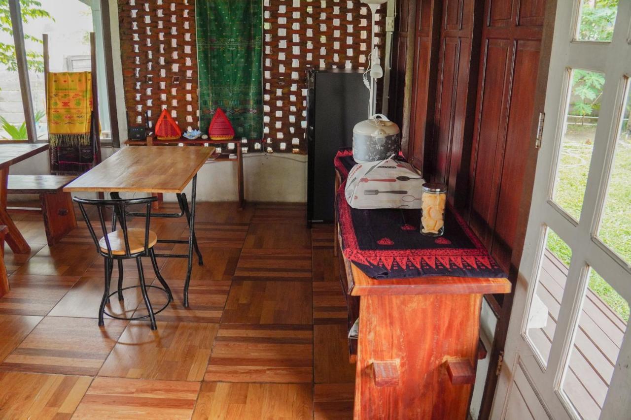 Momos Surf Shack Otel Salul Dış mekan fotoğraf
